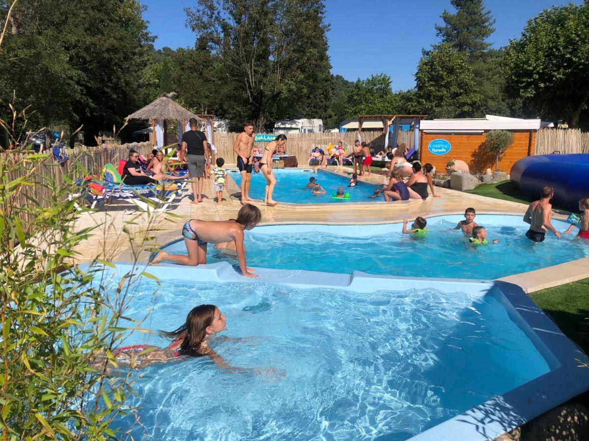 Camping Paradis Family Des Issoux Lalevade-dʼArdèche Eksteriør billede